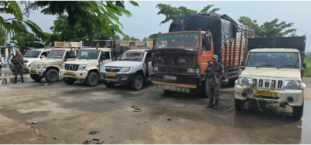 मधेसमा तस्करीको जालो भत्काइँदै : ठुलो परिमाणमा फर्सीको बीउसहित पाँच सवारीसाधन नियन्त्रणमा