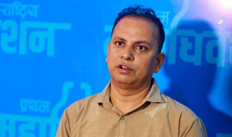 रास्वपा महामन्त्रीमा मनिष झाले गरे उम्मेदवारी घोषणा