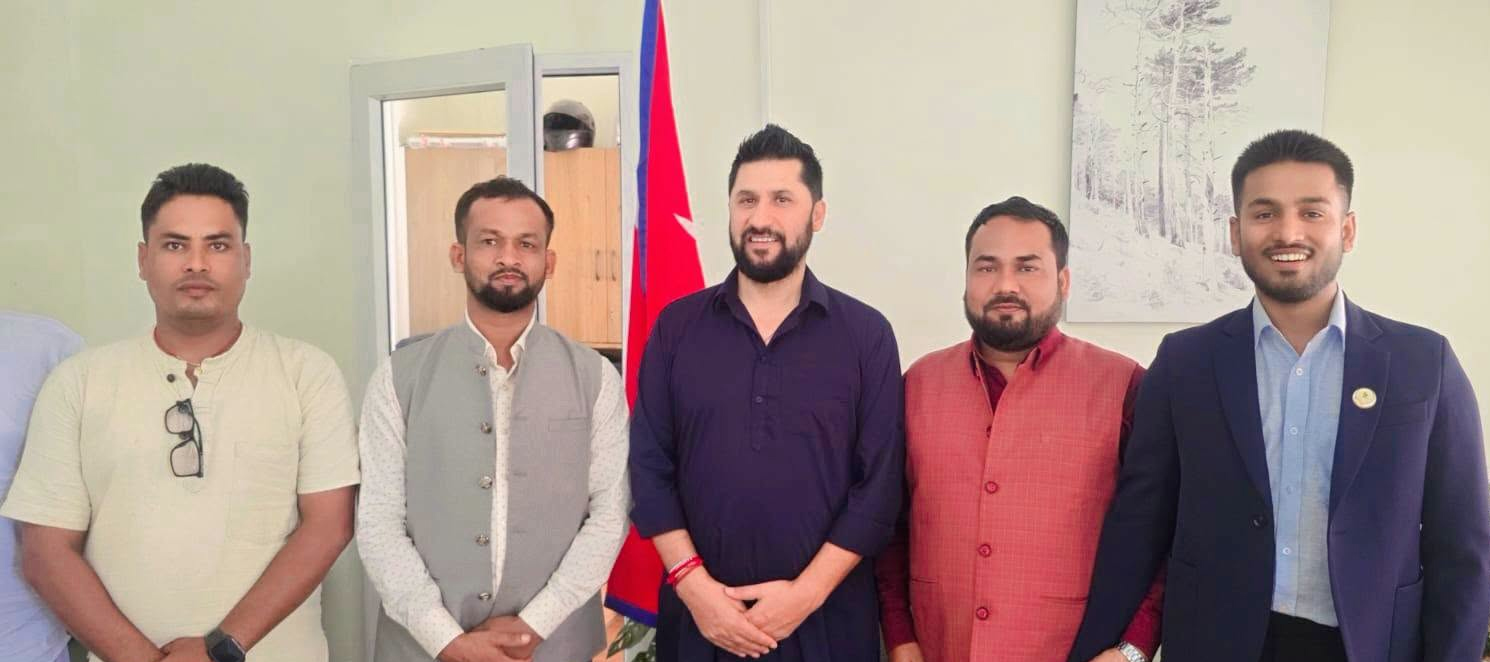 सिरहाका दुई युवा नेता जसपा नेपाल छाडेर रास्वपामा