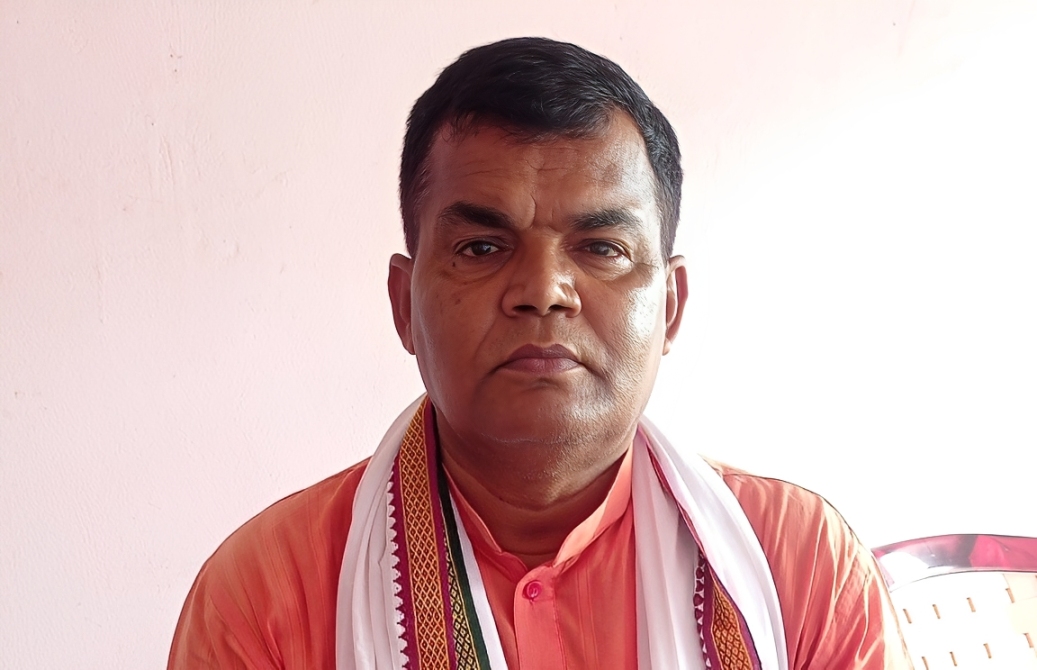 सिरहा–३ मा जसपा नेपालका उम्मेदवार अशेश्वर यादव पक्राउ, नगद र नमुना मतपत्रसहित नियन्त्रणमा