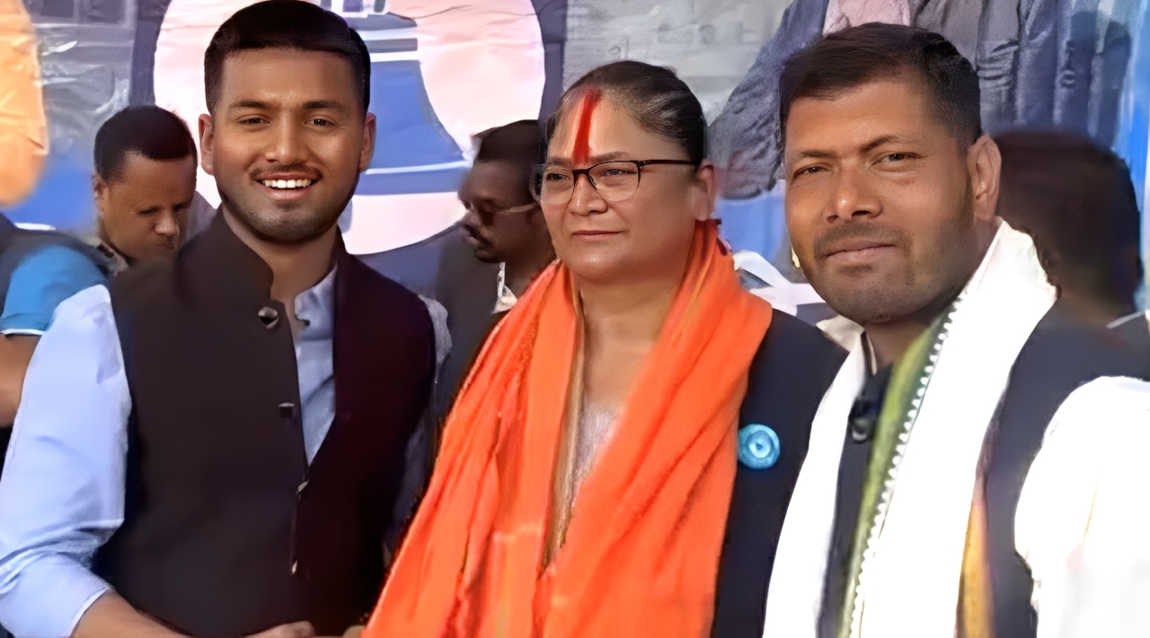 एमाले निवर्तमान सांसद थपलिया रास्वपा प्रवेश