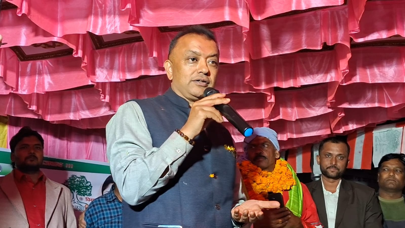 सिरहा ४ का जनताको खोसिएको अधिकार हामी स्थापित गराउँछौं : गगन थापा